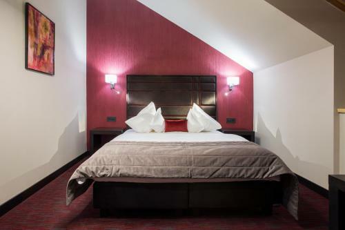 Old Town Hotel