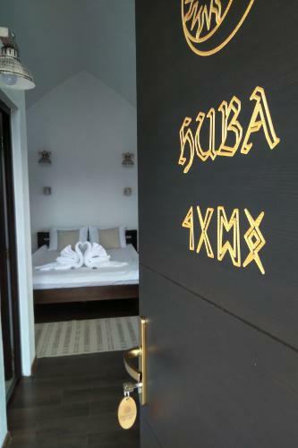 Hostal Hunnia - Huntanya