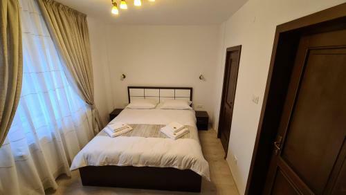 Hostal Pensiunea M?d?lina
