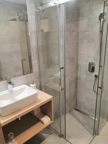 Bed & Breakfast Garni Hotel Vir