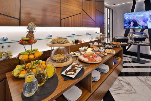 Sky Hotel