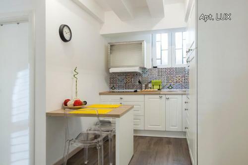 Apartamento City Holliday Lux