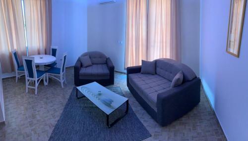 Airport View Apartment