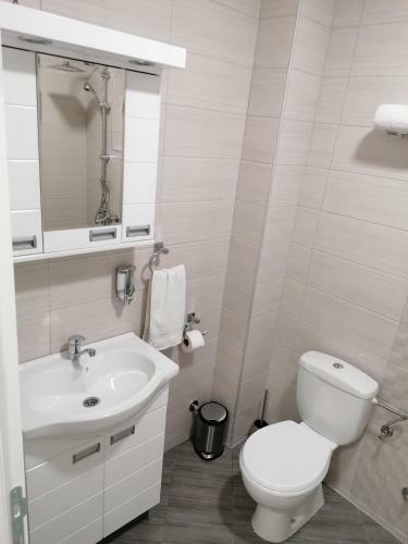 Airport View Apartment