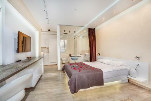 Luxury Boutique City Center Apartments