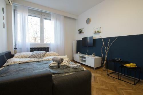 White City Boulevard Apartments