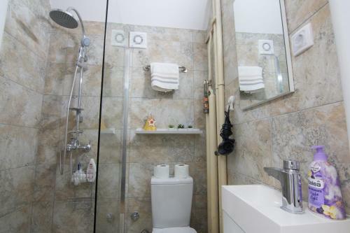 White City Boulevard Apartments