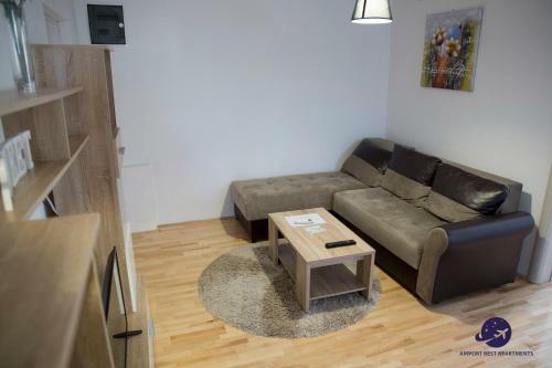 Airport Rest Apartments