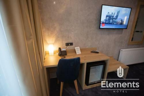 Hotel Elements