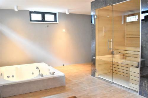 Hostal Korpa Spa Rooms