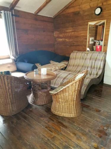 Cute Cottage On Danube