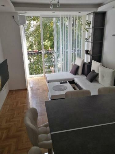 Captivating 2-bed Apartment In Novi Sad