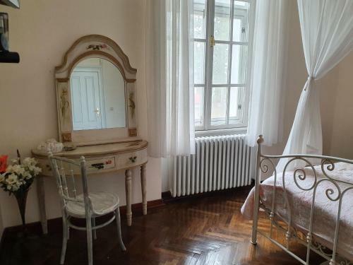 Hotel Schulhoff, Castle And Winery