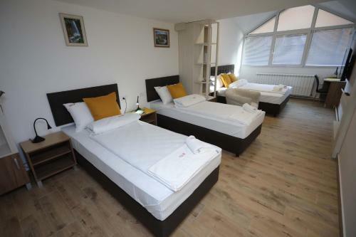 Bed & Breakfast Palace Megdan