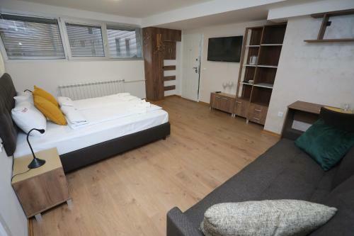 Bed & Breakfast Palace Megdan