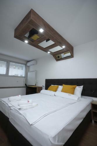 Bed & Breakfast Palace Megdan