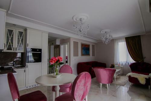 Aparthotel Adonis Resort & Spa
