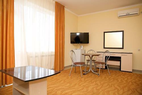 Hotel Lazur Kurortniy