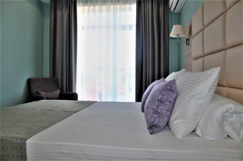 Shanti Palace Aparthotel