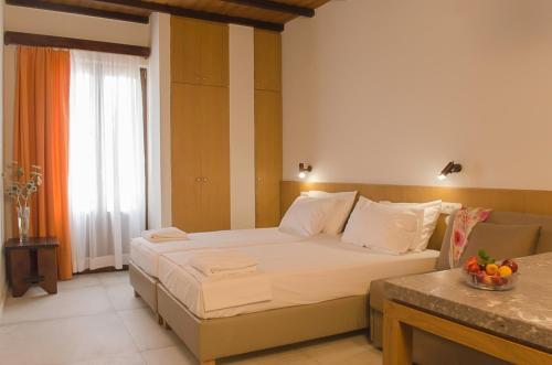 Hostal Kalypso Studios & Rooms
