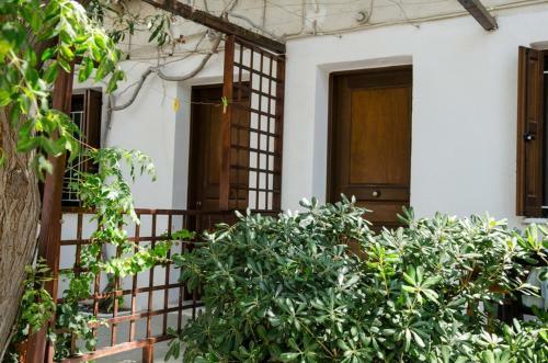 Hostal Kalypso Studios & Rooms