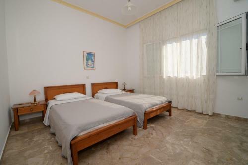 Elizabeth Rooms & Apartments