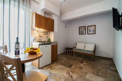 Polydoros Hotel Apartments