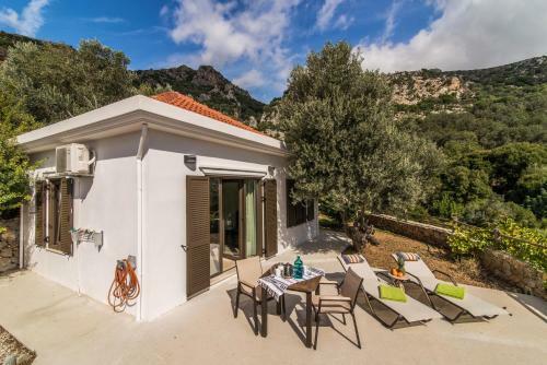 Christos Place