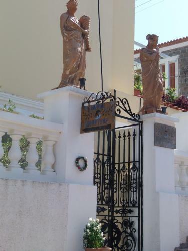 Dionysos Hotel