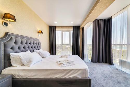 Grand Sapphire Hotel