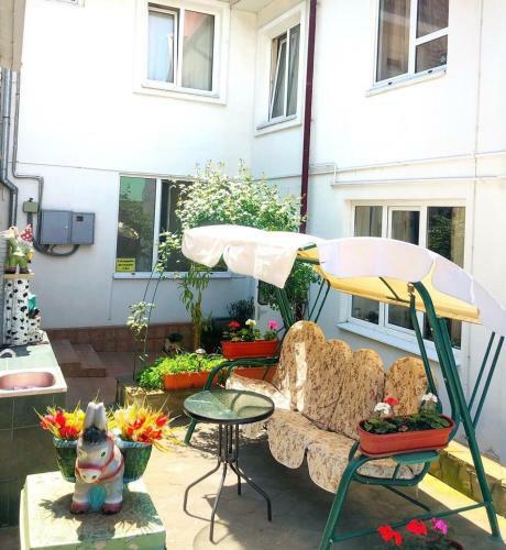 Hostal Anastas Guest House