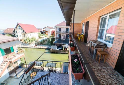 Hostal Svetlana Guest House