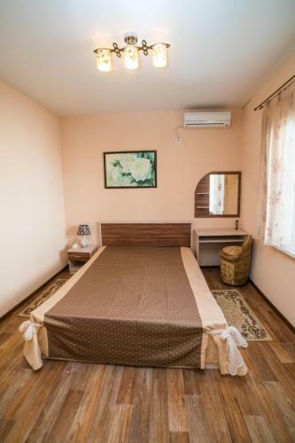 Hostal Svetlana Guest House