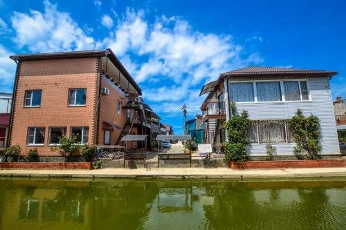 Hostal Svetlana Guest House