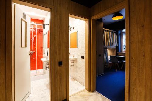 Hostel 2028