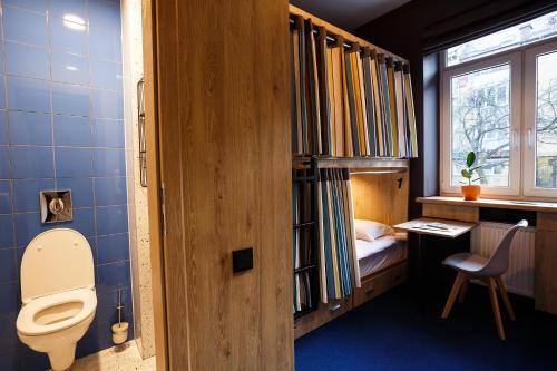Hostel 2028