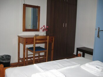 Hostal The Sea Front Rent Rooms