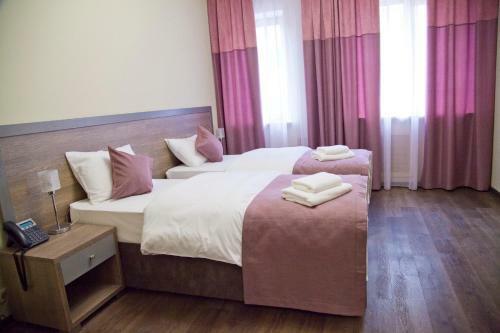 Hotel ?????