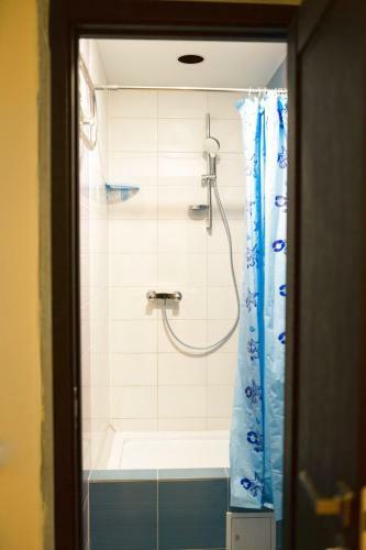 Hd Hostel