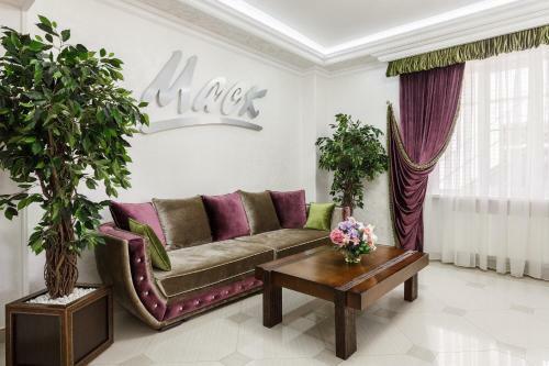 Mask Hotel