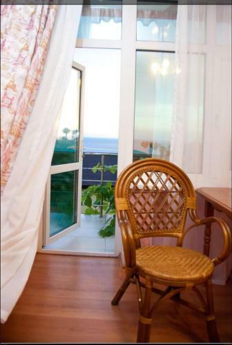 Hostal Ten Zero Six Guest House