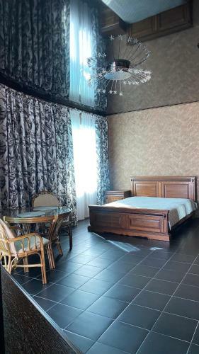 Hostal Ten Zero Six Guest House