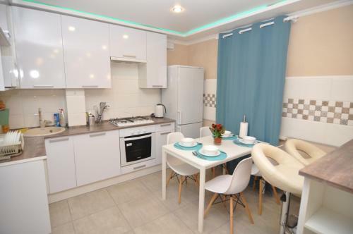 Apartamento ?????? ?? ?????? / One Bedroom Studio In The Center