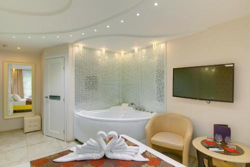 Hotel ??????? ??????????