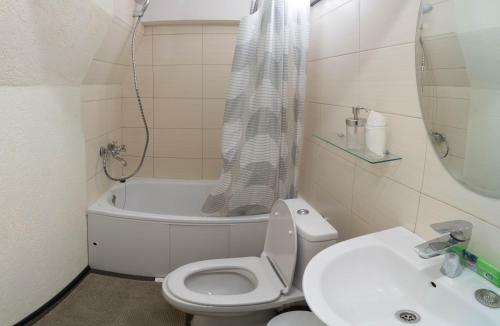 Inhome24 2 Floor Apartment On Polyarnaya 31a