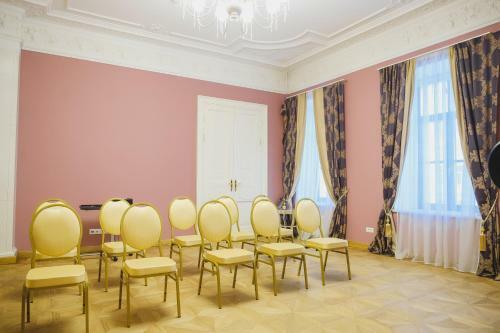 Stoleshnikov Boutique Hotel