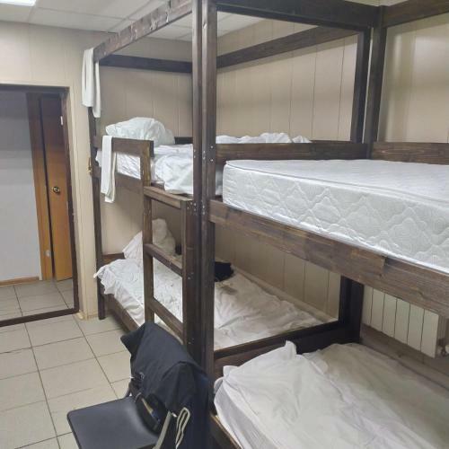 999 Gold Hotel