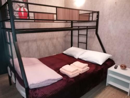 999 Gold Hotel