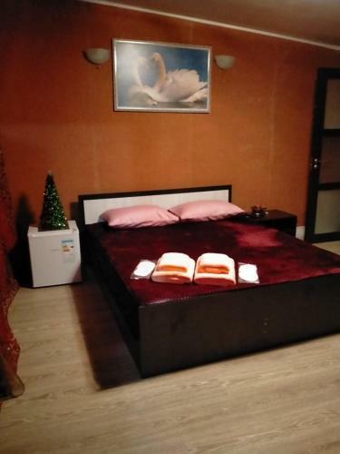 999 Gold Hotel