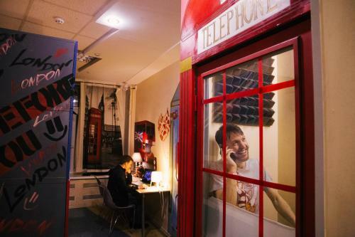 Capsule Hostel Yes